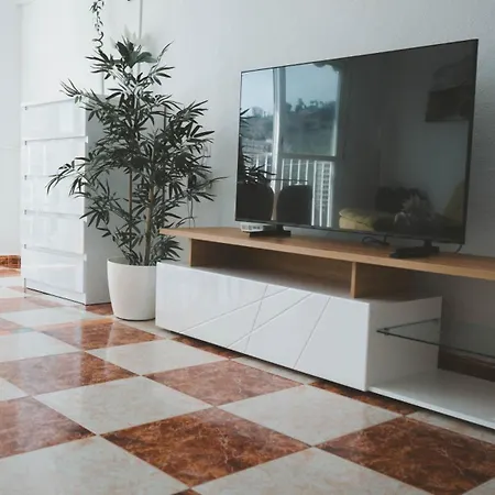 Seaview And Sun Apartment Benidorm